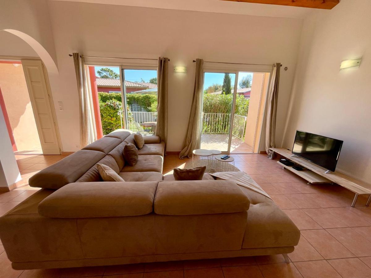 Villas Cala Corsa - 3 Et 4 Chambres - Cala Rossa Porto-Vecchio - Villas Entierement Climatisees Avec Piscine Chauffee Partagee Et Piscines Privees - Internet Gratuit المظهر الخارجي الصورة