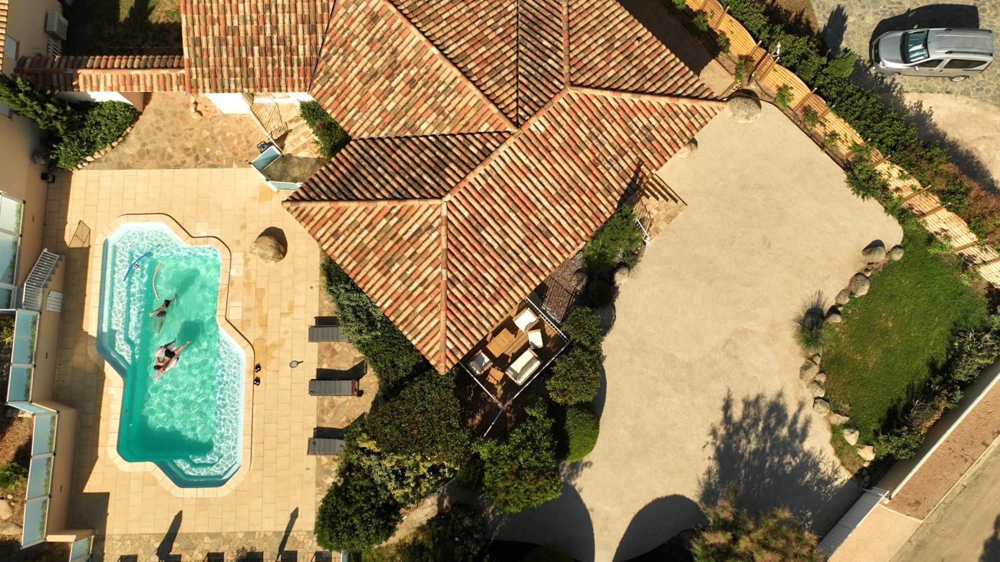 Villas Cala Corsa - 3 Et 4 Chambres - Cala Rossa Porto-Vecchio - Villas Entierement Climatisees Avec Piscine Chauffee Partagee Et Piscines Privees - Internet Gratuit المظهر الخارجي الصورة