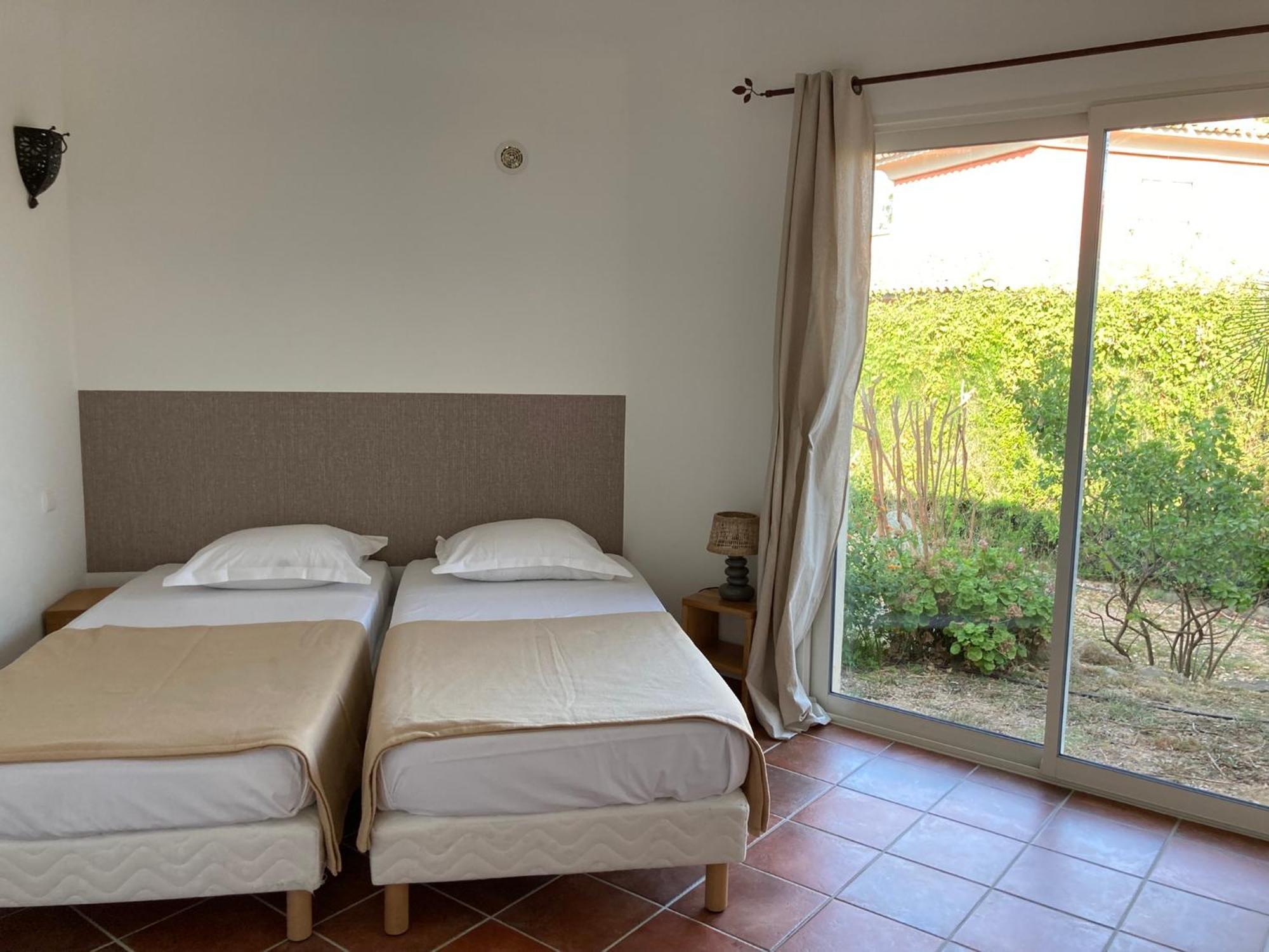 Villas Cala Corsa - 3 Et 4 Chambres - Cala Rossa Porto-Vecchio - Villas Entierement Climatisees Avec Piscine Chauffee Partagee Et Piscines Privees - Internet Gratuit المظهر الخارجي الصورة
