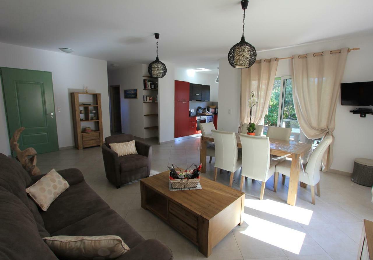 Villas Cala Corsa - 3 Et 4 Chambres - Cala Rossa Porto-Vecchio - Villas Entierement Climatisees Avec Piscine Chauffee Partagee Et Piscines Privees - Internet Gratuit المظهر الخارجي الصورة