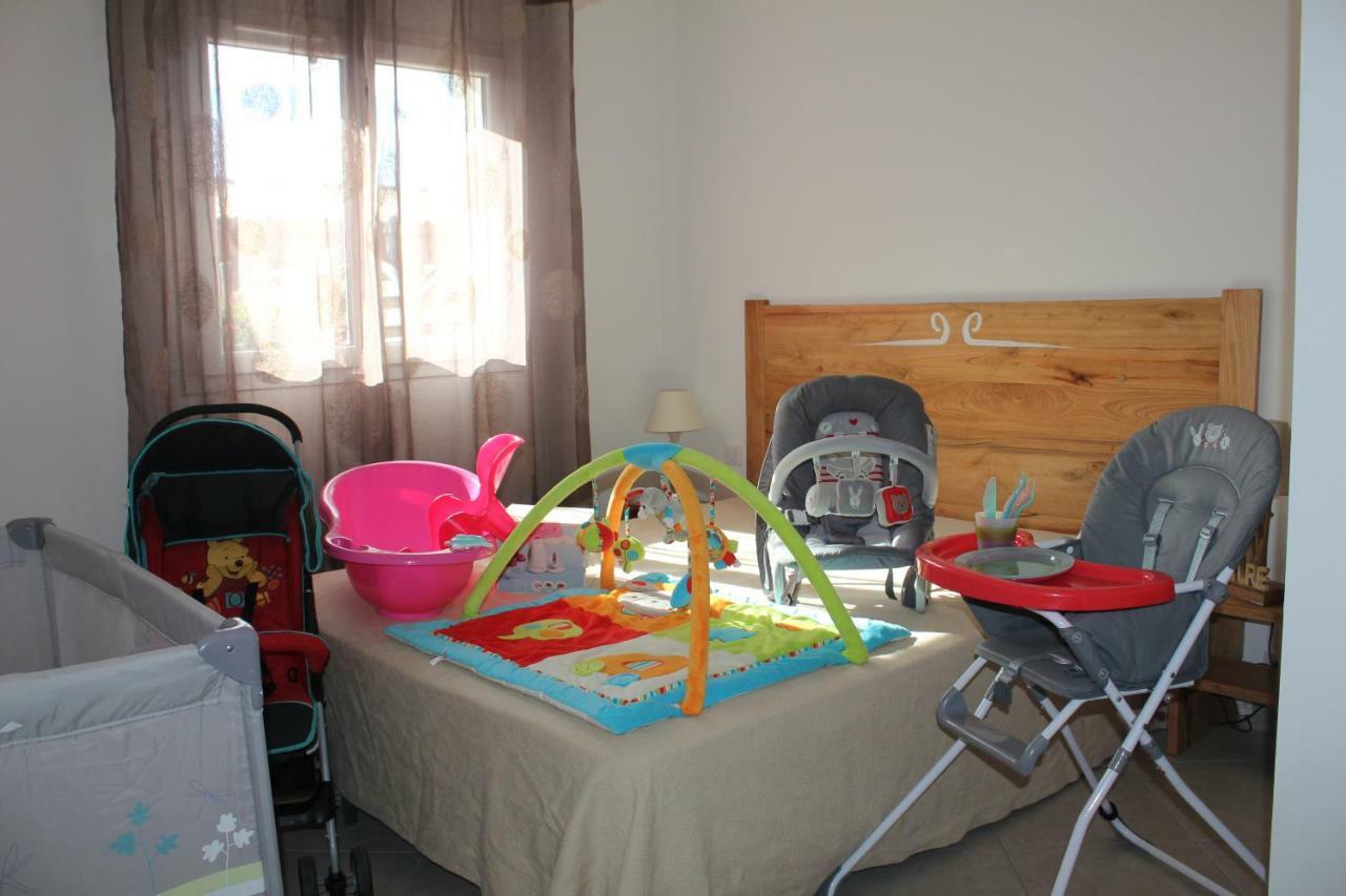 Villas Cala Corsa - 3 Et 4 Chambres - Cala Rossa Porto-Vecchio - Villas Entierement Climatisees Avec Piscine Chauffee Partagee Et Piscines Privees - Internet Gratuit المظهر الخارجي الصورة